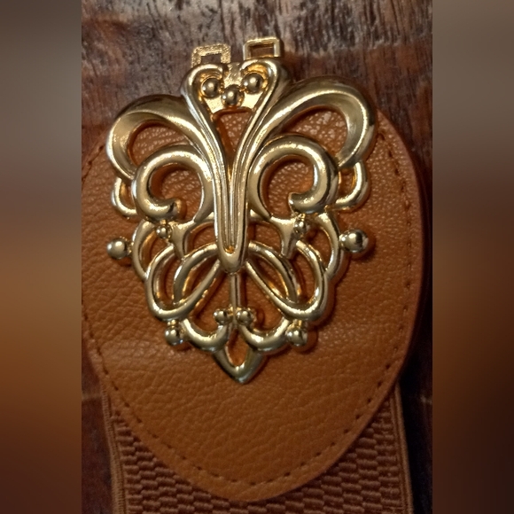 Evolutionary faux leather stretch belt - Picture 2 of 4